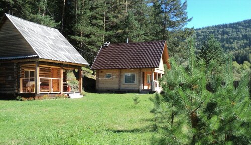 Base, casa de descanso Гостевой дом Берлога, , foto