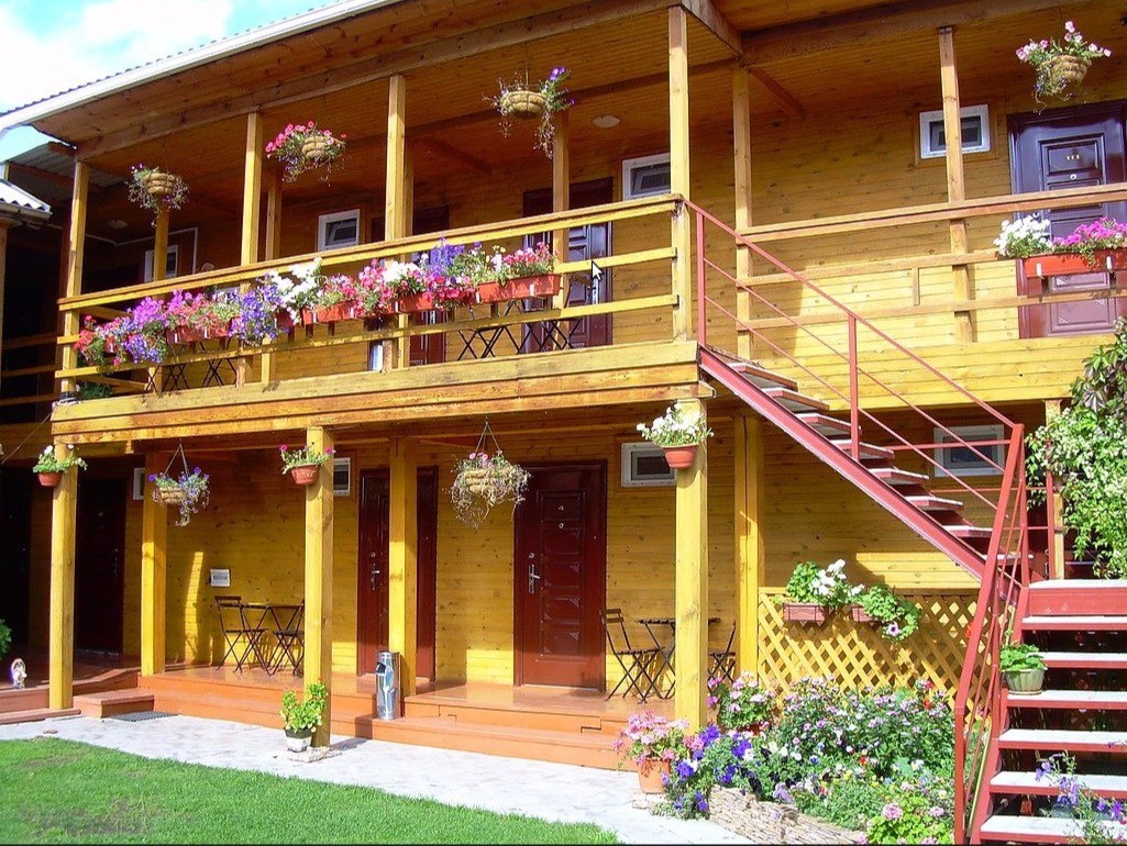 Фото отеля 2