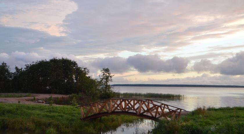Фото Спортивно-рыболовная база отдыха Здешево