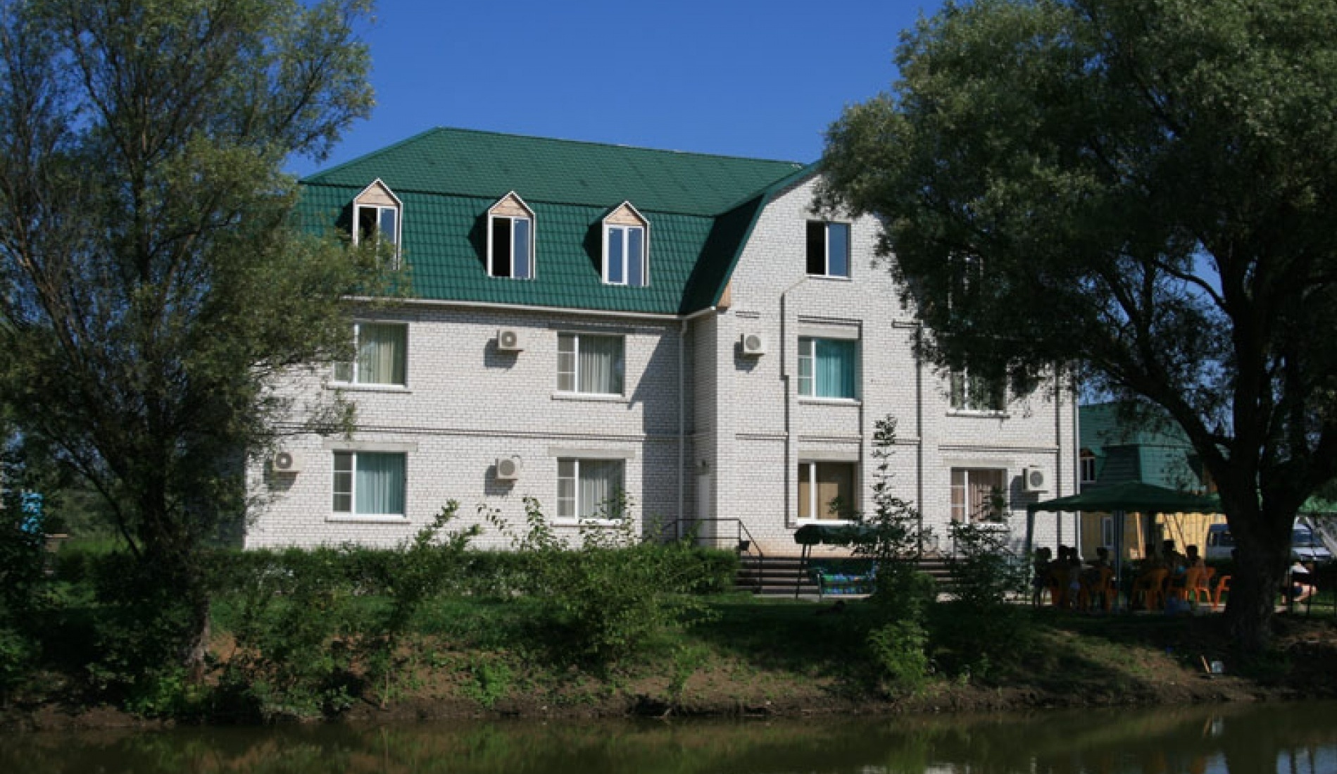 Фото отеля 1