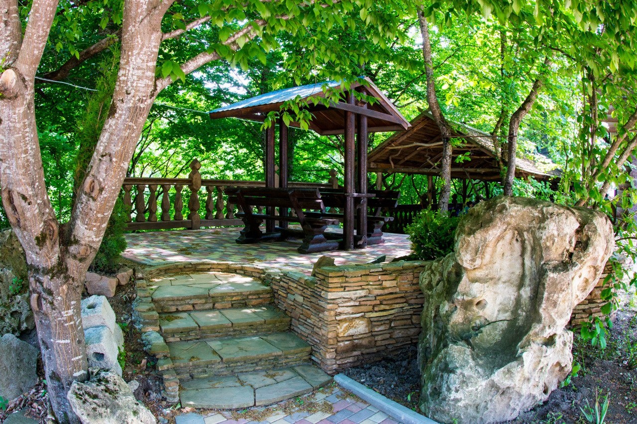 Фото отеля 2