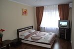 Na Chavdar Yelizavety 38 (вулиця Єлизавети Чавдар, 38), short-term housing rental