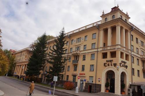 Фото отеля 1