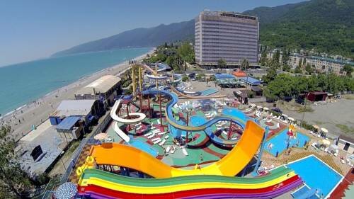 Апартаменты Kvartira V tsientrie ghoroda в Гагре