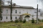 Tserkov Pokrova Presvyatoy Bogoroditsy pri Aleksandrinskom priyute V Yelabuge (Kazanskaya Street, 4) ، كنيسة أرثوذكسية