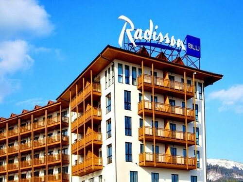 Гостиница Radisson Blu Resort Bukovel в Полянице