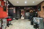 Vpodvale (Maskowskaja Street, 8), tattoo studio