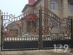 Новий світ салон-виставка вікон та дверей (вулиця Софії Стадникової, 1), doors