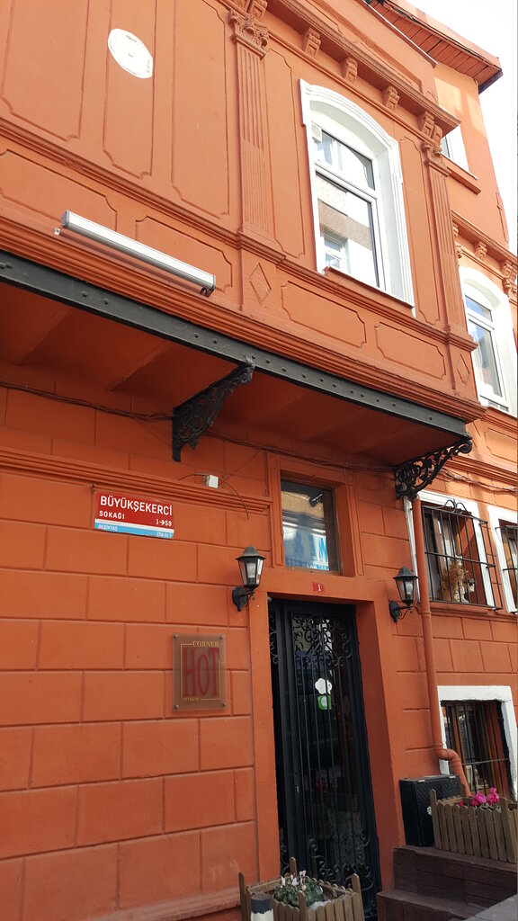 Внешний вид отеля Corner Hot в Бешикташе, фото 1