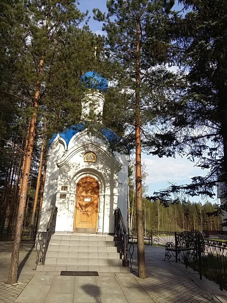Chapel, memorial cross Chasovnya vo imya ikony Bozhyey Materi Vsetsaritsa, Saint Petersburg, photo