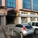 Üretmen İş Merkezi (İstanbul, Rami Kışla Cad., 61), management company