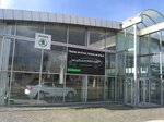Avtosalon Shkoda (Nezalezhnosti Avenue, 57), exposición de coches