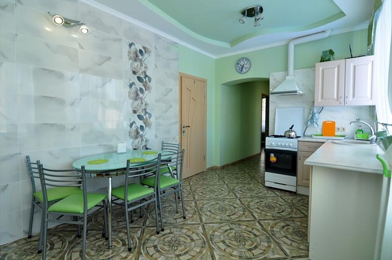 Фото На Трудящихся 152а