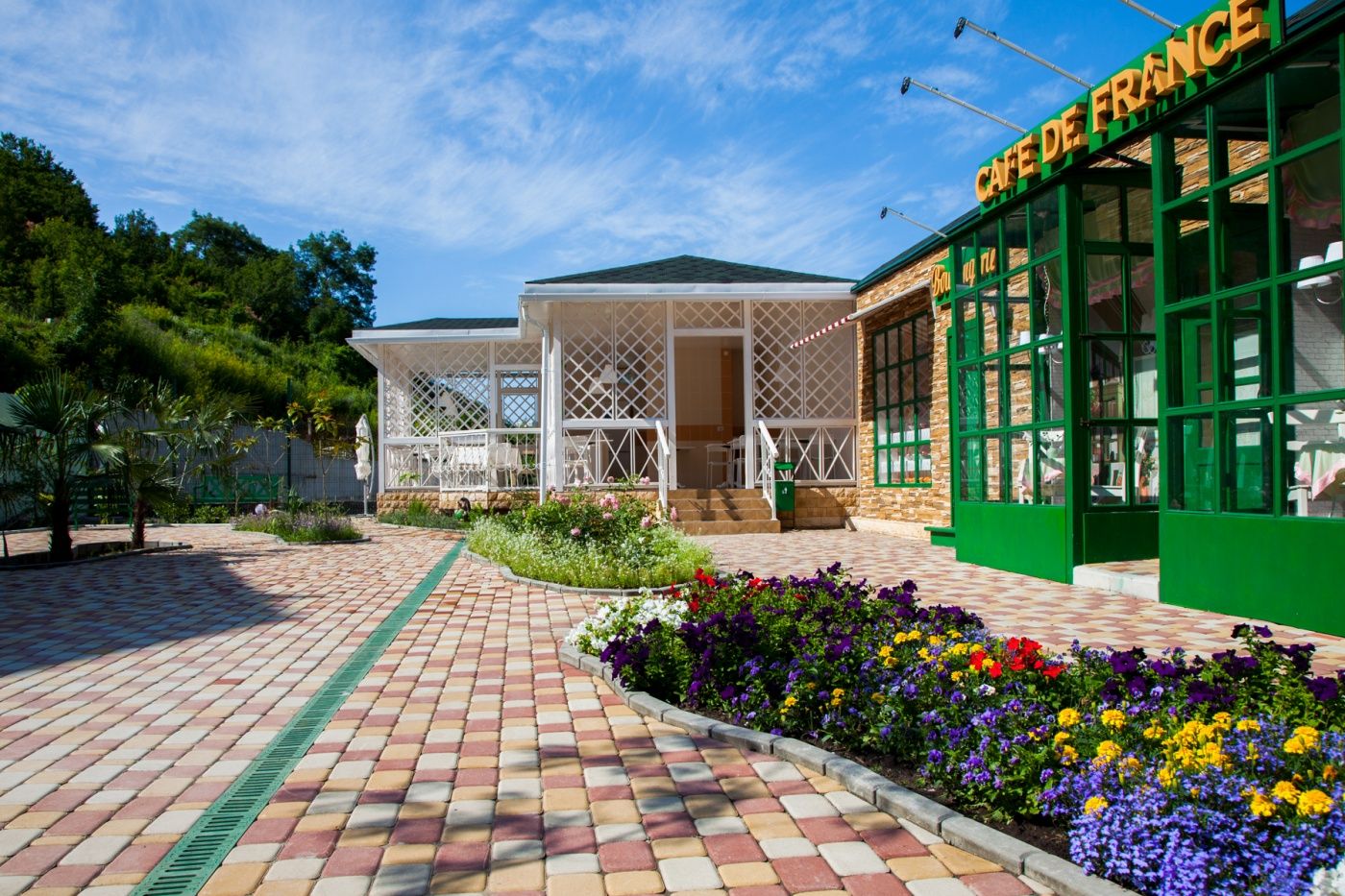 Фото отеля 3