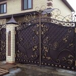Td Status (5-ya Poperechno-Dorozhnaya ulitsa, 21), wrought iron