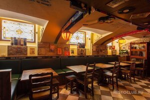 OHooligans (Bolshaya Konyushennaya Street, 14) ، حانة، بار