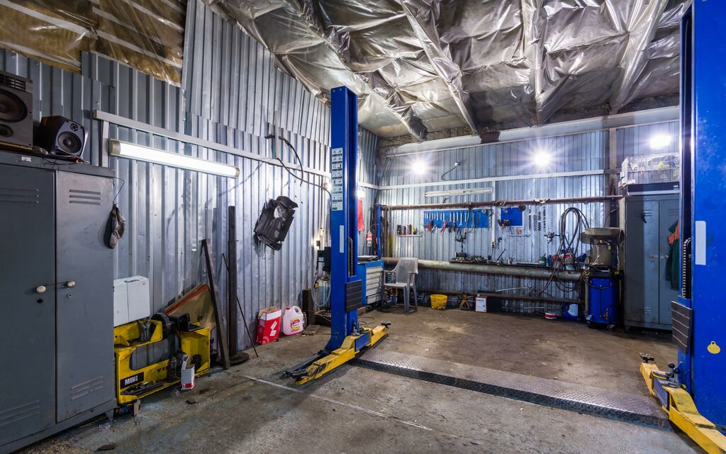 Car service, auto repair Autoluber, Lubercy, photo