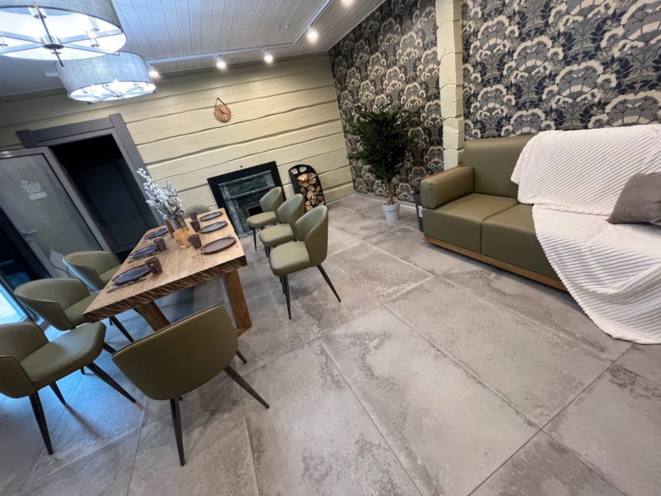 Фото Светлый