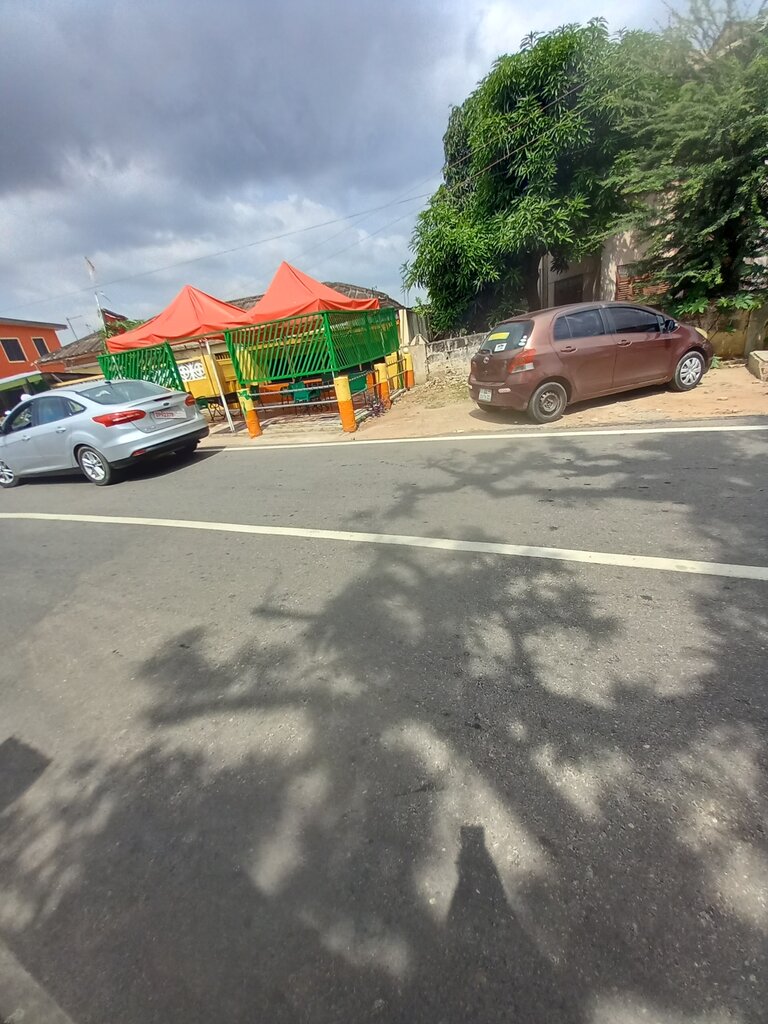 Bar, pub Big Afro Bar, Accra, photo