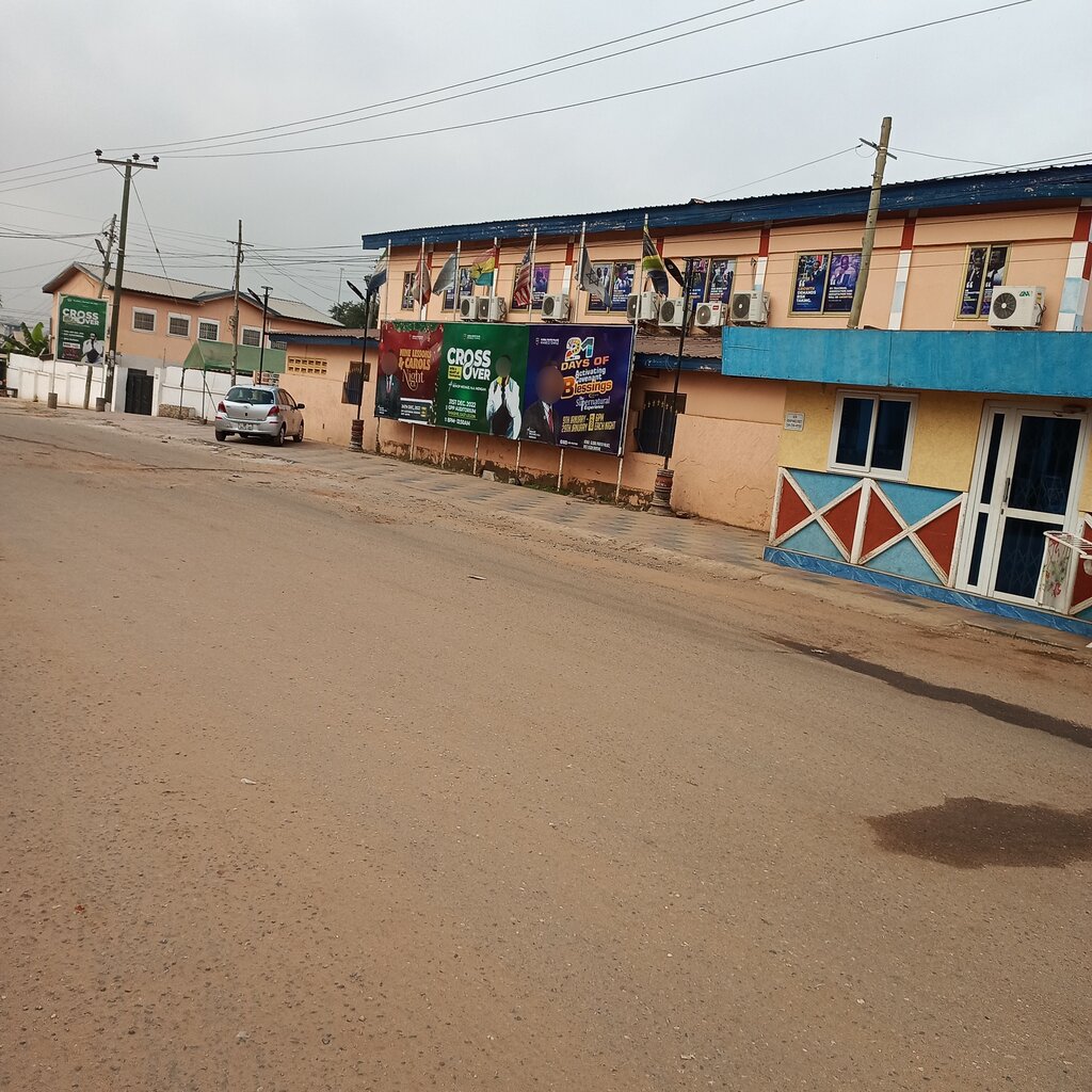 Protestant church Global Prayer Palace Kharece Temple, Accra, photo