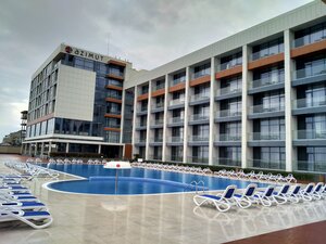 Azimut Park Hotel Kaspiysk (Kaspiysk, ulitsa M. Khalilova, 3), hotel