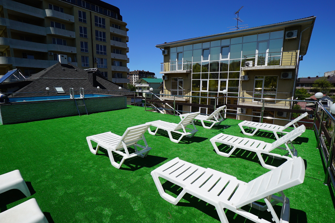 Фото отеля 2