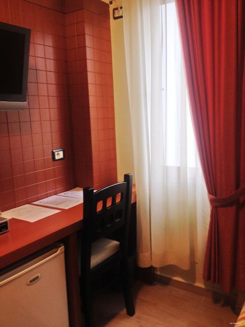 Фото City Hotel Tirana