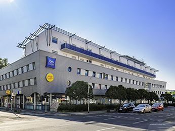 Фото Ibis Budapest Heroes Square