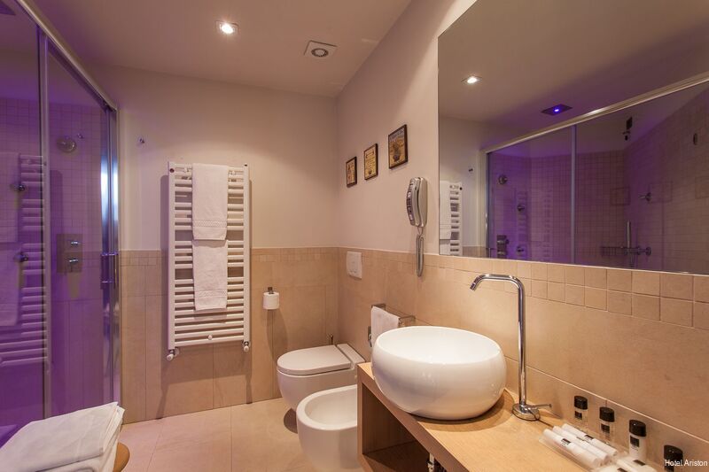 Фото Hotel Ariston