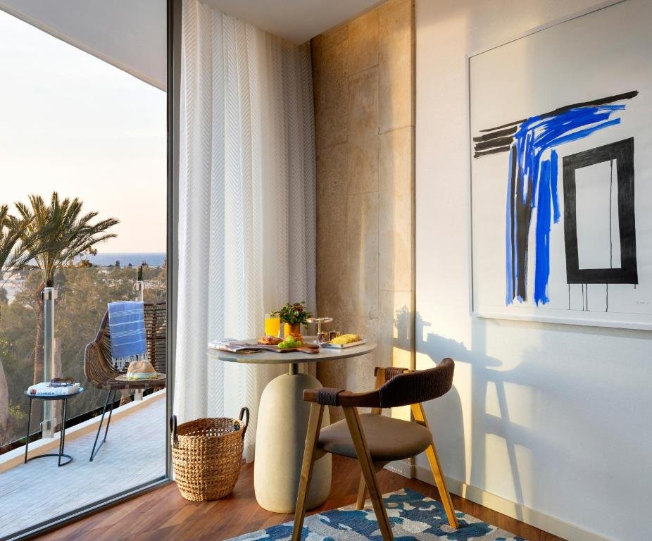 Фото Dan Caesarea