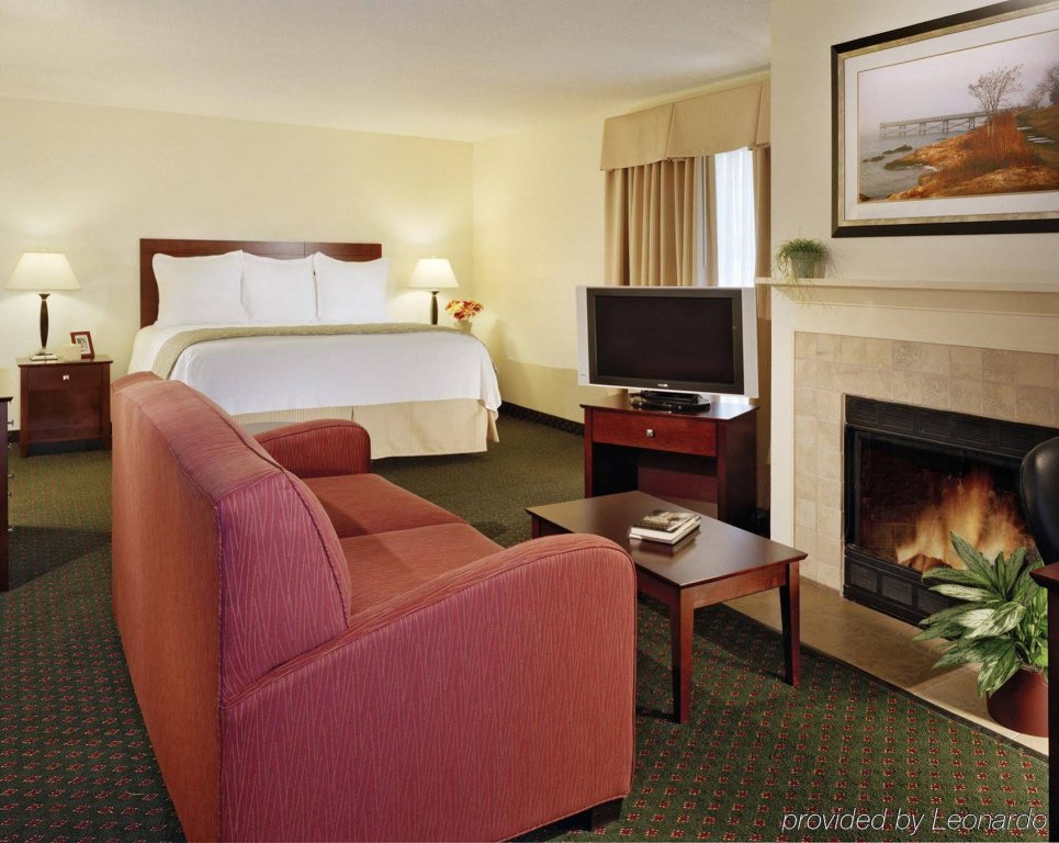 Фото New Haven Village Suites