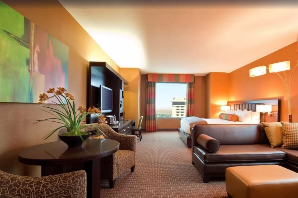 Фото Golden Nugget Las Vegas Hotel & Casino