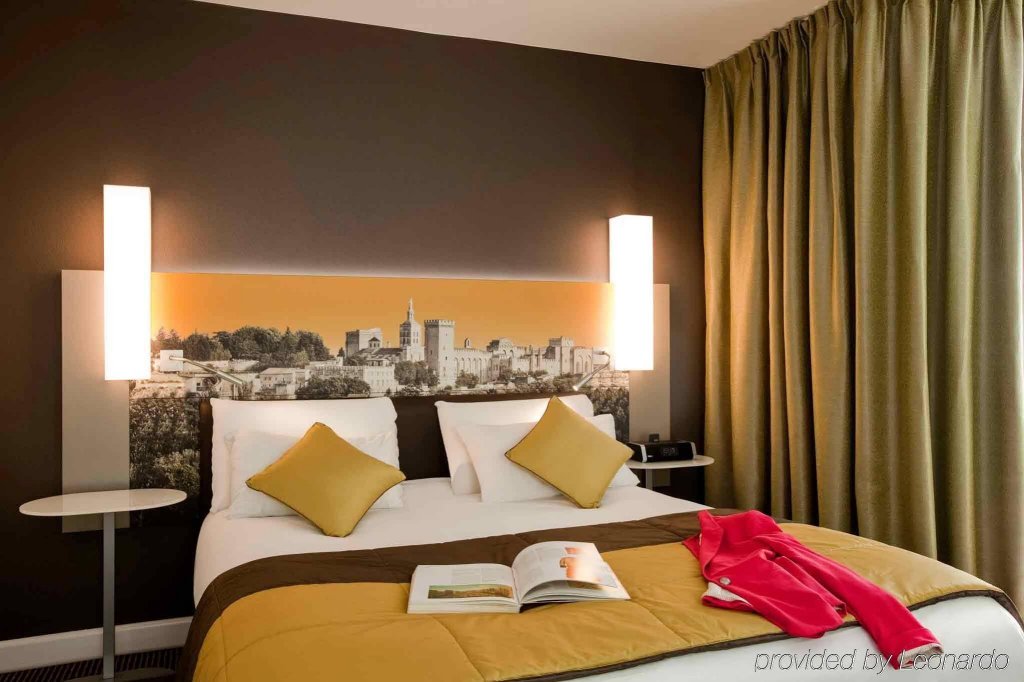 Фото Mercure Avignon Centre Palais des Papes Hotel
