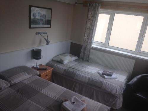 Фото The Brentwood Hotel