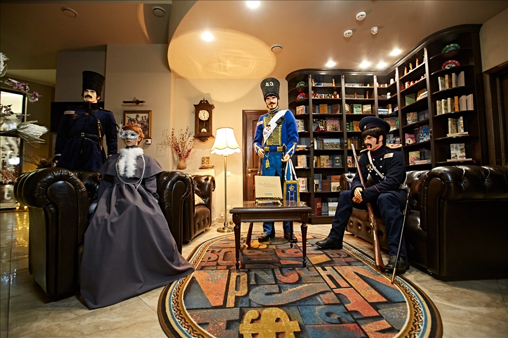 Фото Граф Толстой