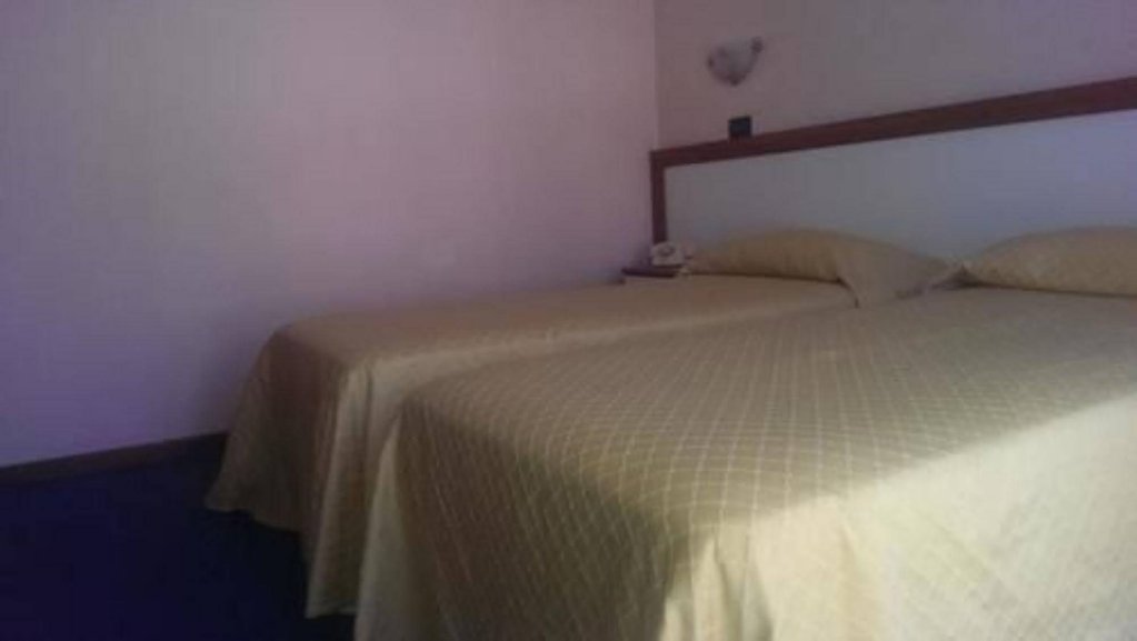 Фото Hotel Cortina