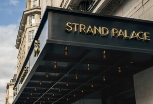 Гостиница Strand Palace Hotel