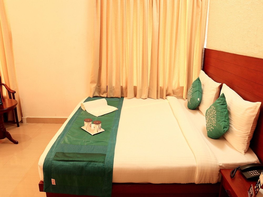 Фото Oyo 2911 The Pearl Hotel