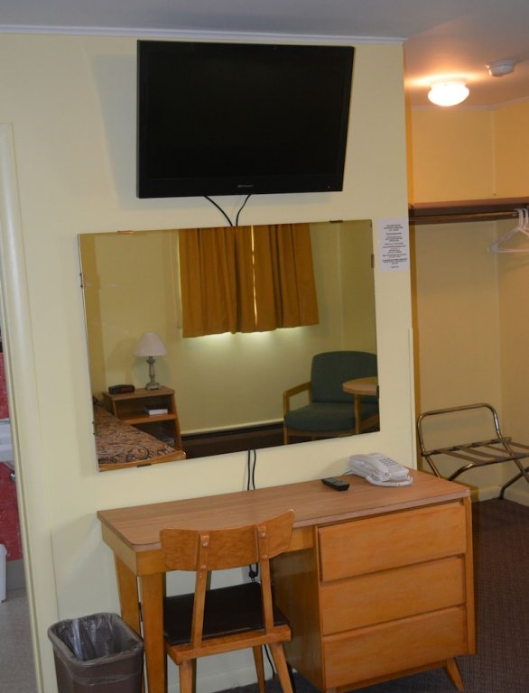 Фото The Village Motel