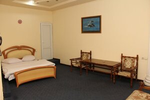 Miami (Yerevan, Bagratunyats Street 2nd Lane, 3), hotel