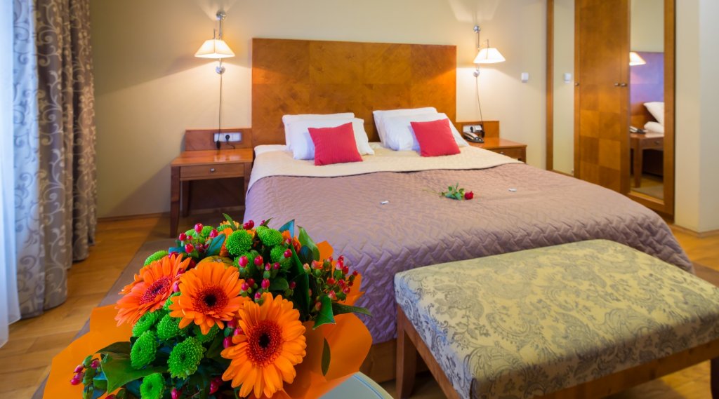 Фото The Golden Wheel