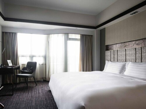 Гостиница Grand Mercure Shanghai Hongqiao в Шанхае