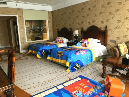 Фото The First World Hotel