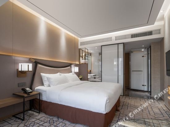 Фото Minshan Lhasa Grand Hotel