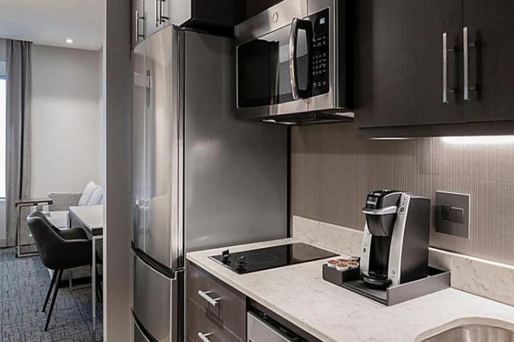 Фото Staybridge Suites Boston Logan Airport - Revere, an Ihg Hotel