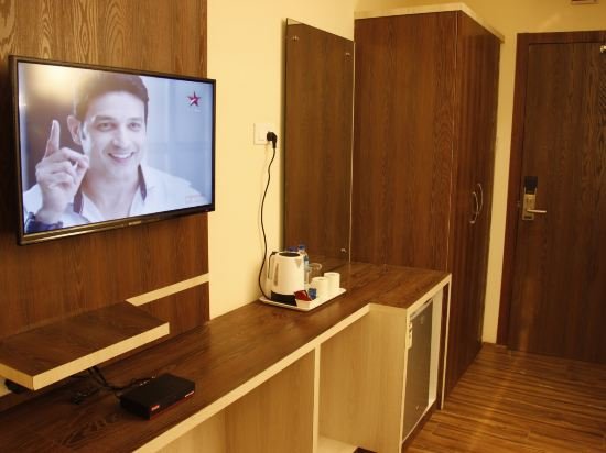 Фото Regenta Inn Larica