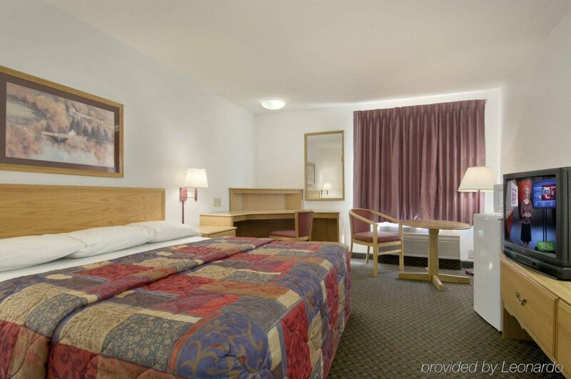 Гостиница Red Roof Inn Columbus - Hebron