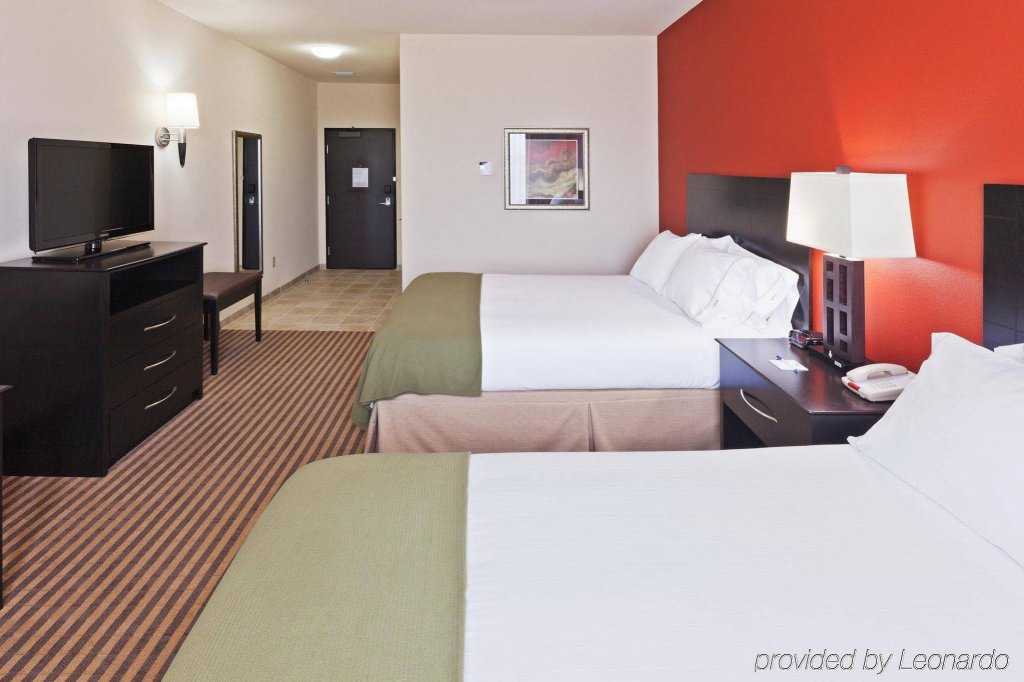 Фото Holiday Inn Express Hotel & Suites Oklahoma City Northwest, an Ihg Hotel