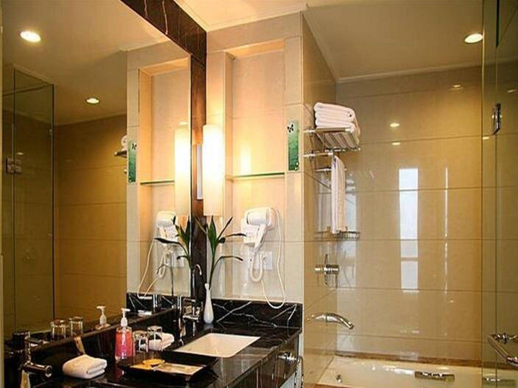 Фото Changsha Xiaoxiang Huatian Hotel