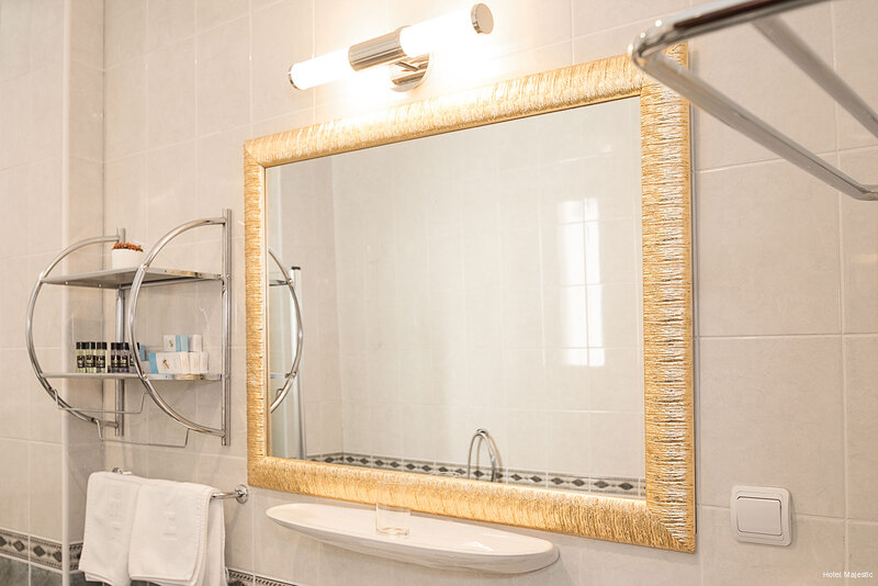 Фото Hotel Majestic